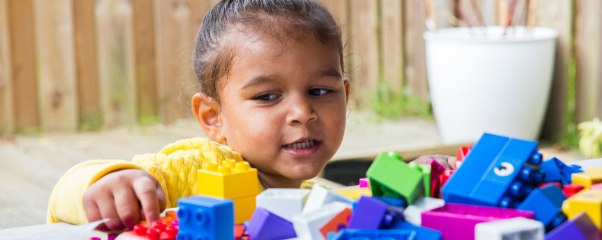 How are BiOBUDDi Building Blocks Eco-Friendly? - Safari Ltd®