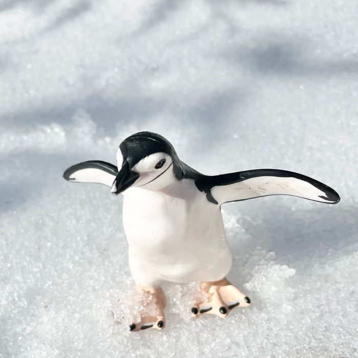 Chinstrap Penguin Toy - Safari Ltd®