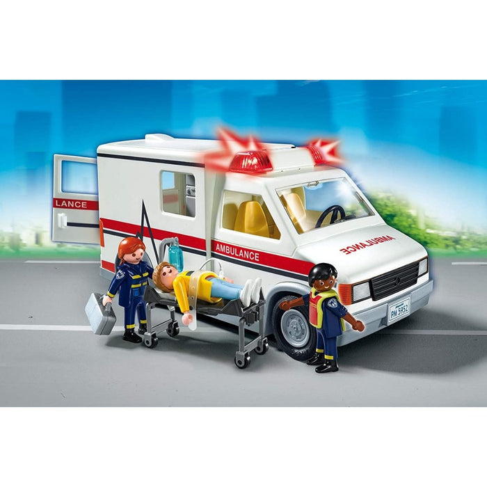 Rescue Ambulance - Safari Ltd®