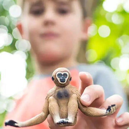 10 Must-Have Animal Toys for Preschoolers & Their Development - Safari Ltd®