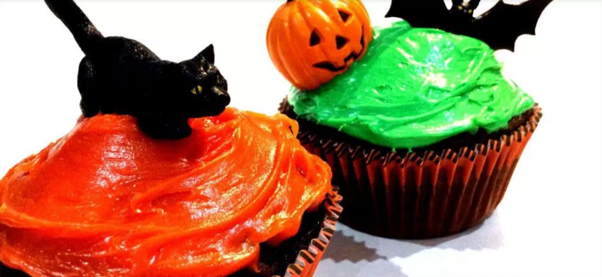 Spooky DIY Halloween Cupcakes - Safari Ltd®