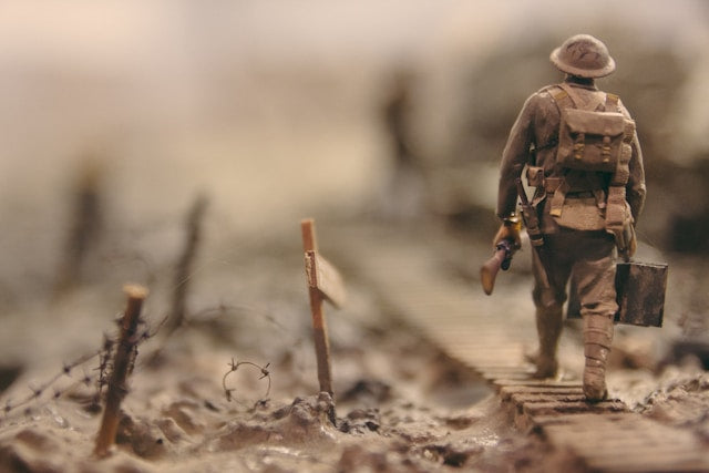 8 Memorable Gifts for Young History Buffs