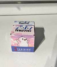 Shashibo Pudgy Penguin - Polly |  | Safari Ltd®