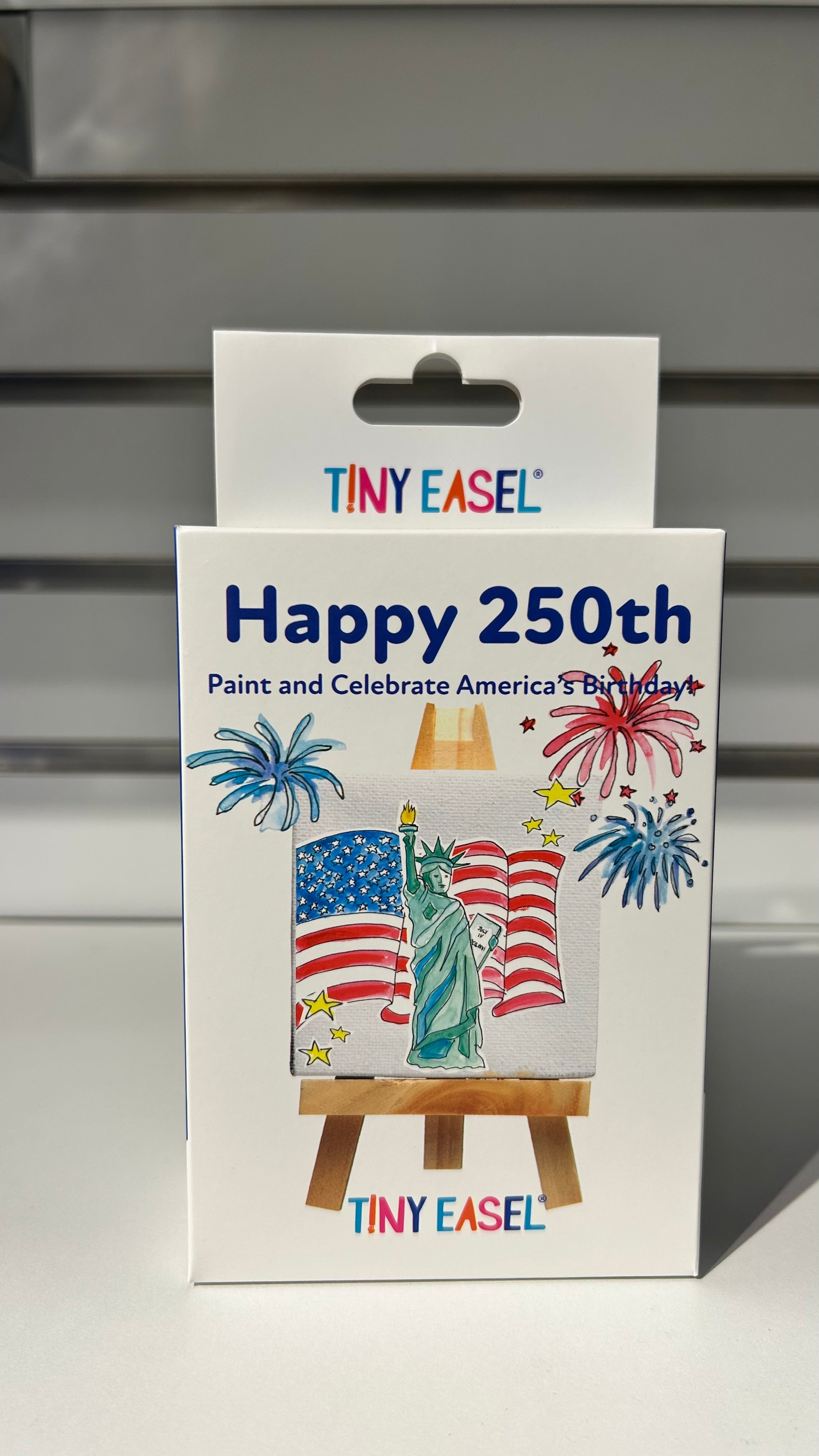 Happy 250th Art Kit |  | Safari Ltd®