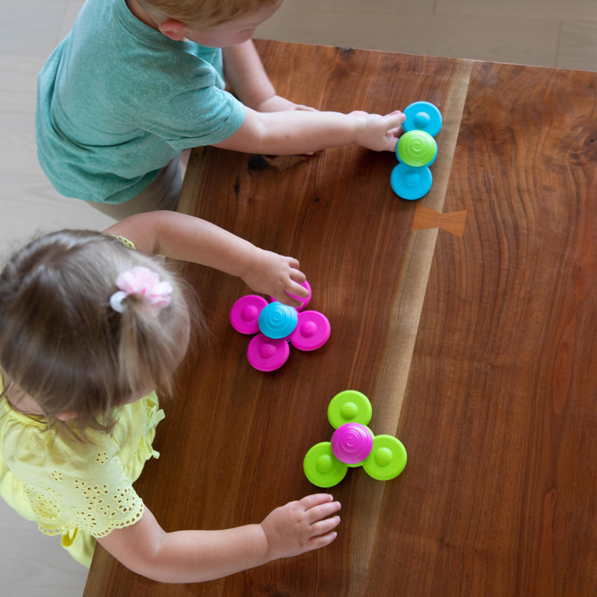 Whirly Squigz