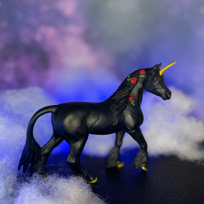Twilight Unicorn Mythical Toy Figure |  | Safari Ltd®
