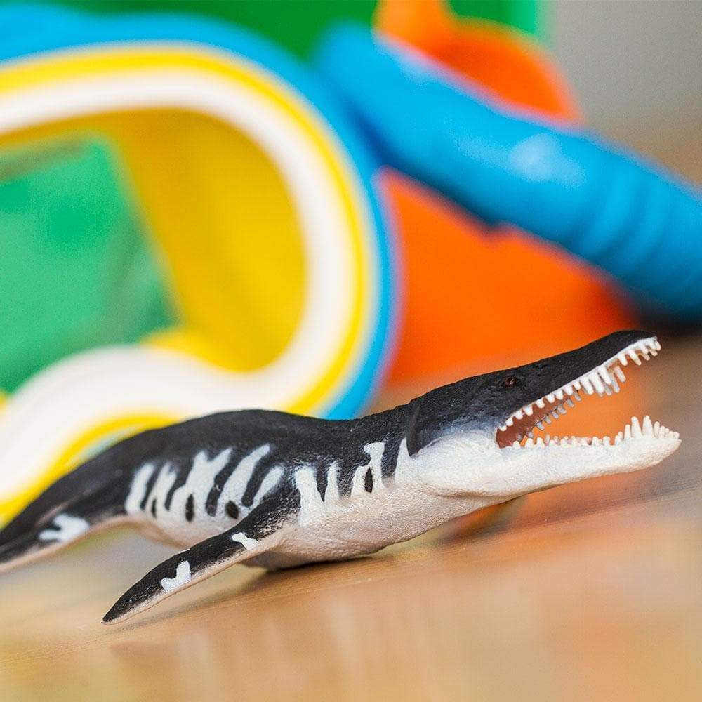 Liopleurodon Toy | Dinosaur Toys | Safari Ltd®