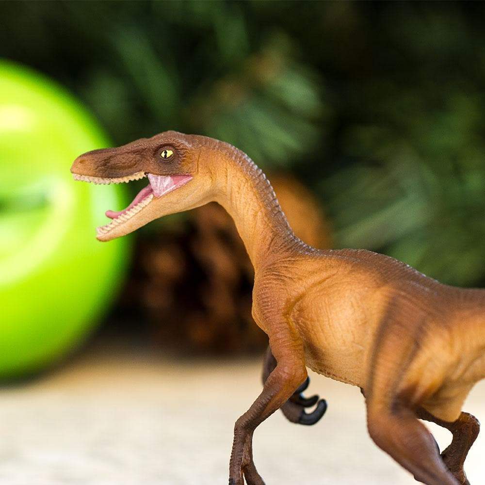 Velociraptor Toy | Dinosaur Toys | Safari Ltd®