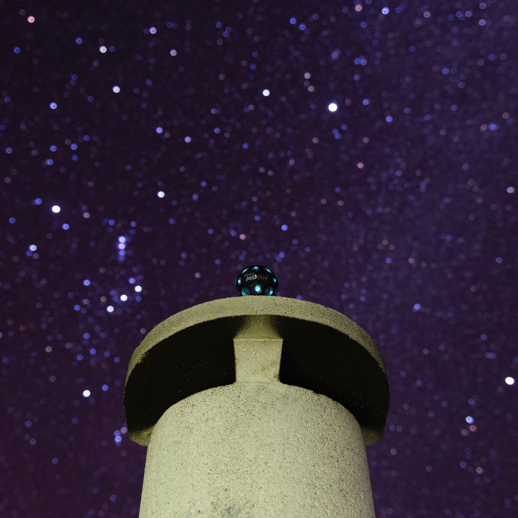 Dark Side of the Moon Ball - Hyper Bounce Ball | Safari Ltd®