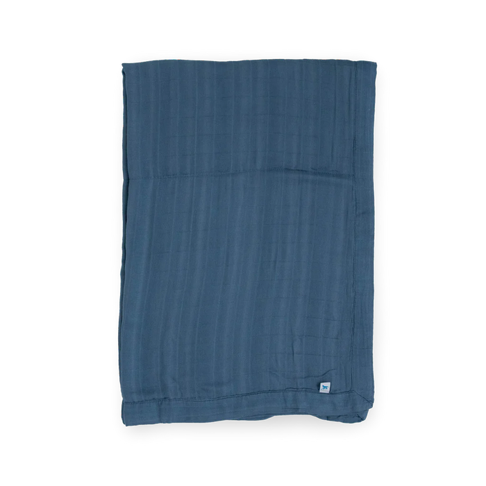 Blue Dusk Deluxe Muslin Baby Quilt |  | Safari Ltd®