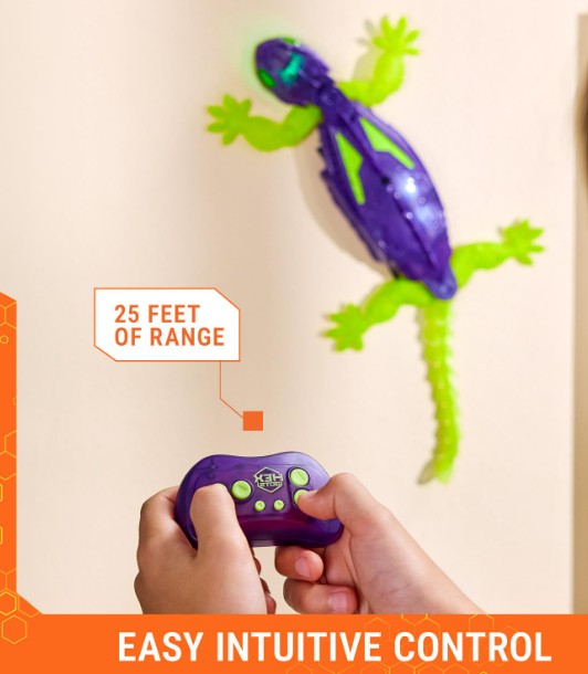 Hex Bots Wall Crawler Glow in the Dark Gecko |  | Safari Ltd®