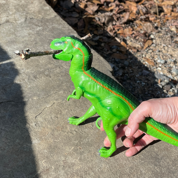 Jaw Snapping T-Rex | Safariology® | Safari Ltd®