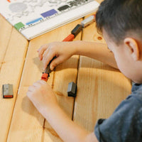 Train TOOB® | TOOBS® - Mini Toys | Safari Ltd®