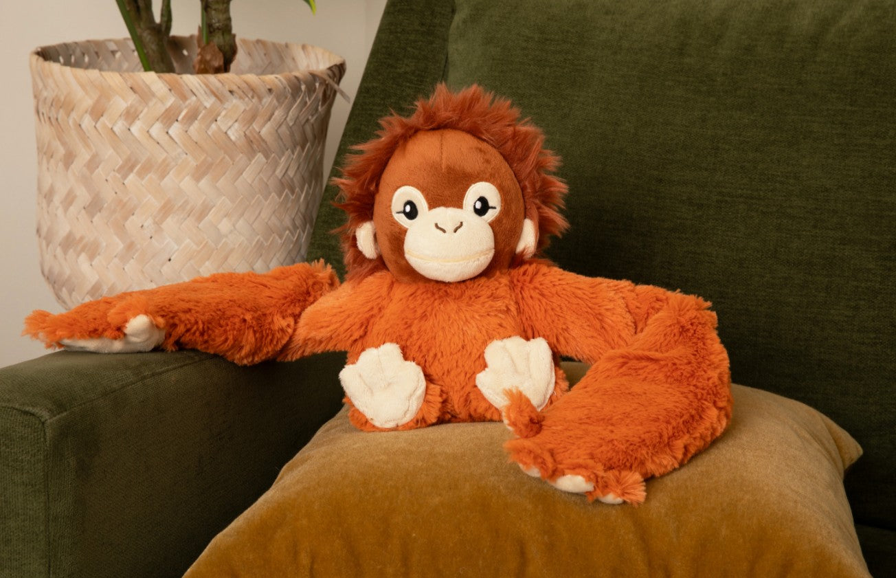 Hugarounds Ollie the Orangutan |  | Safari Ltd®