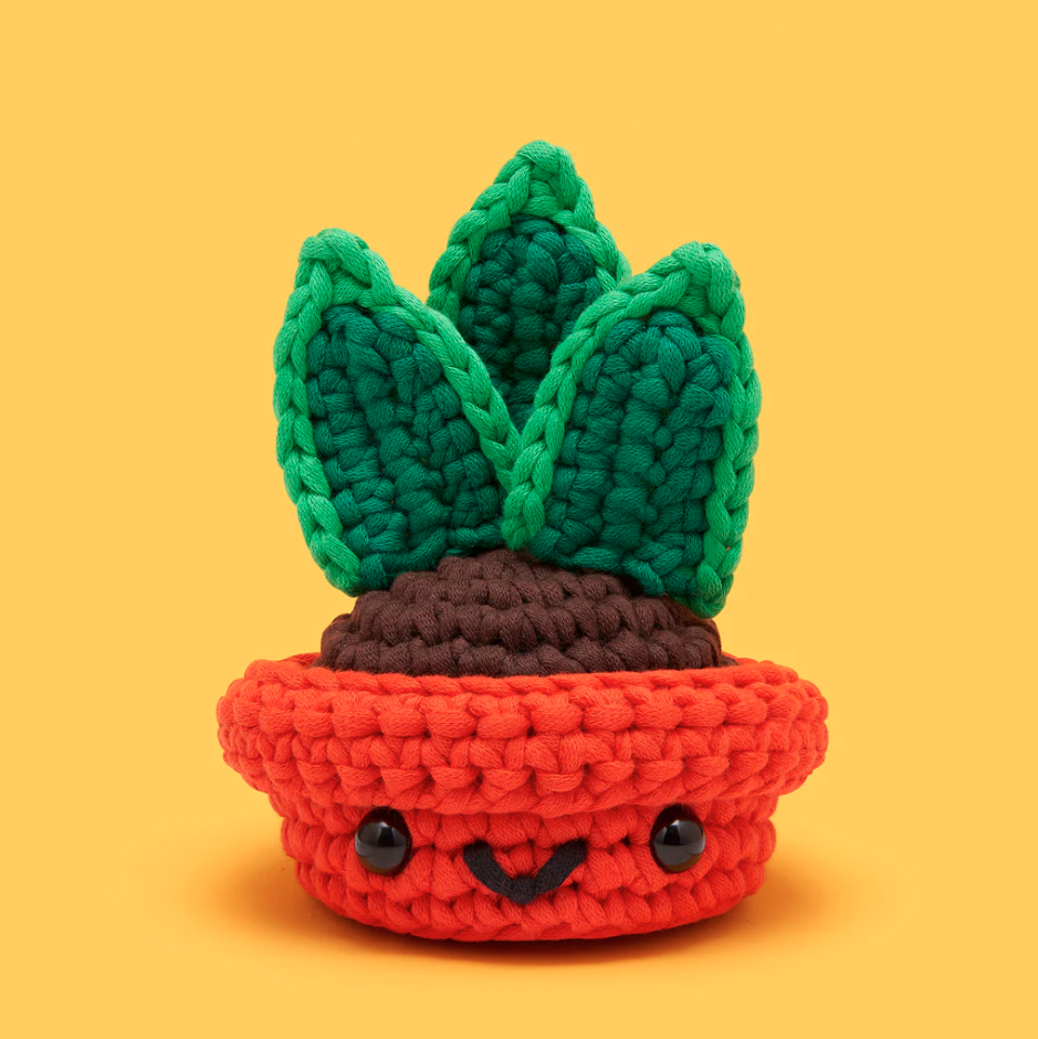Otis the Snake Plant - Woobles Beginner Crochet Amigurumi Kit