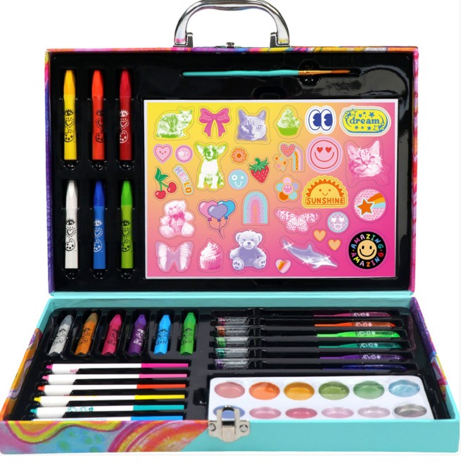 iHeartArt Make it Sparkle All in one art case |  | Safari Ltd®