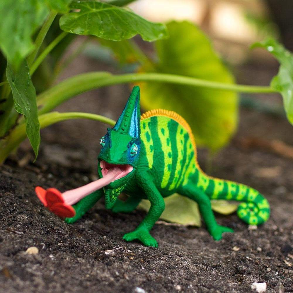 Veiled Chameleon Toy | Incredible Creatures | Safari Ltd®