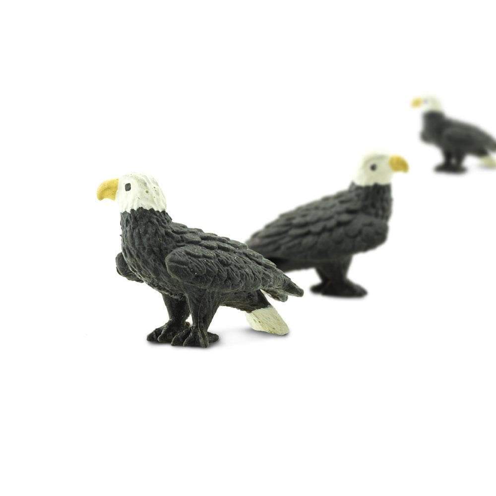Bald Eagles フィギュリン 親子 ヒナ Bald Eagle Good Luck Minis | Safari Ltd® Mini Figurines | Safari Ltd®