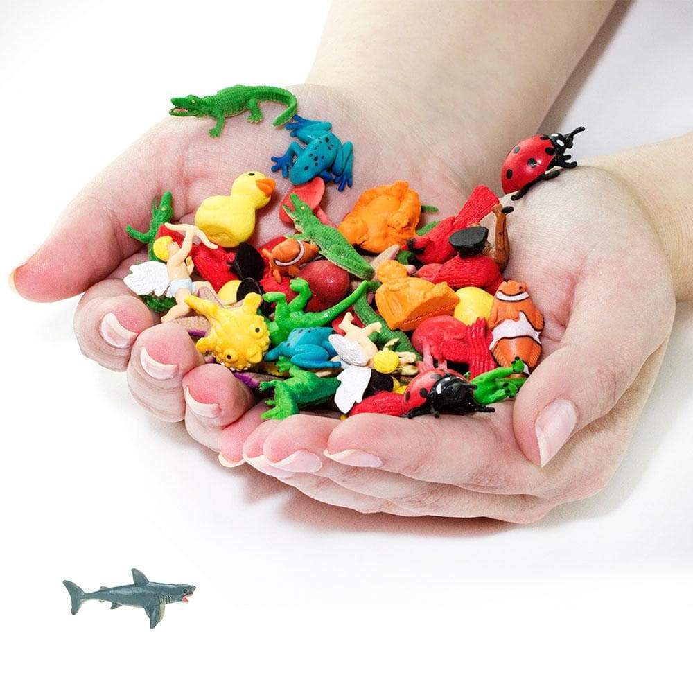 Great White Sharks - 192 pcs - Good Luck Minis® | Safari Ltd®