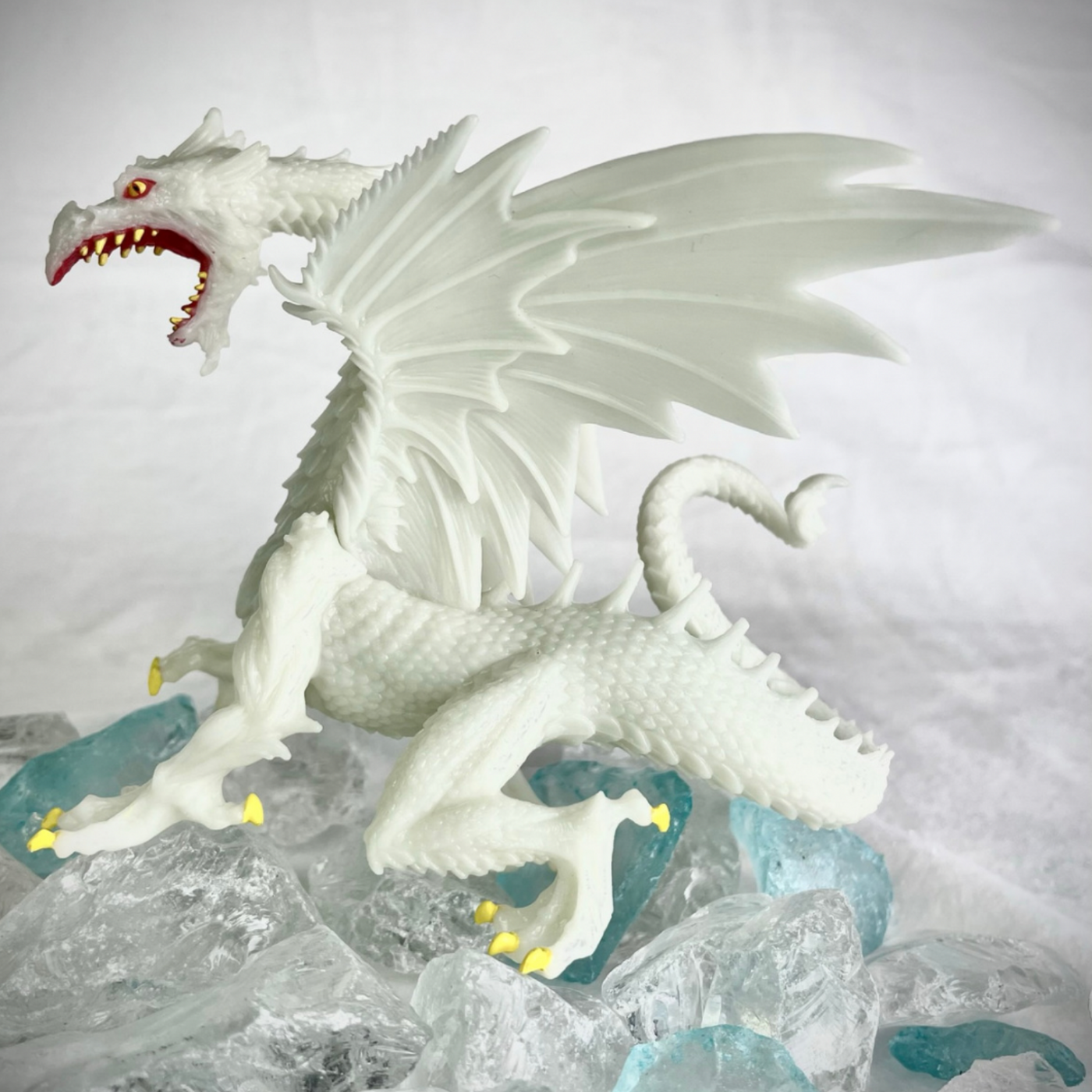 Glow in the Dark Snow Dragon – Magical Arctic Dragon Toy | Safari Glow in the Dark Snow Dragon – Magical Arctic Dragon Toy | Safari