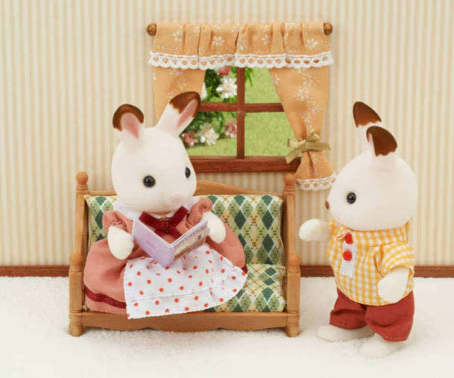 Calico Critters Comfy Living Room Set |  | Safari Ltd®