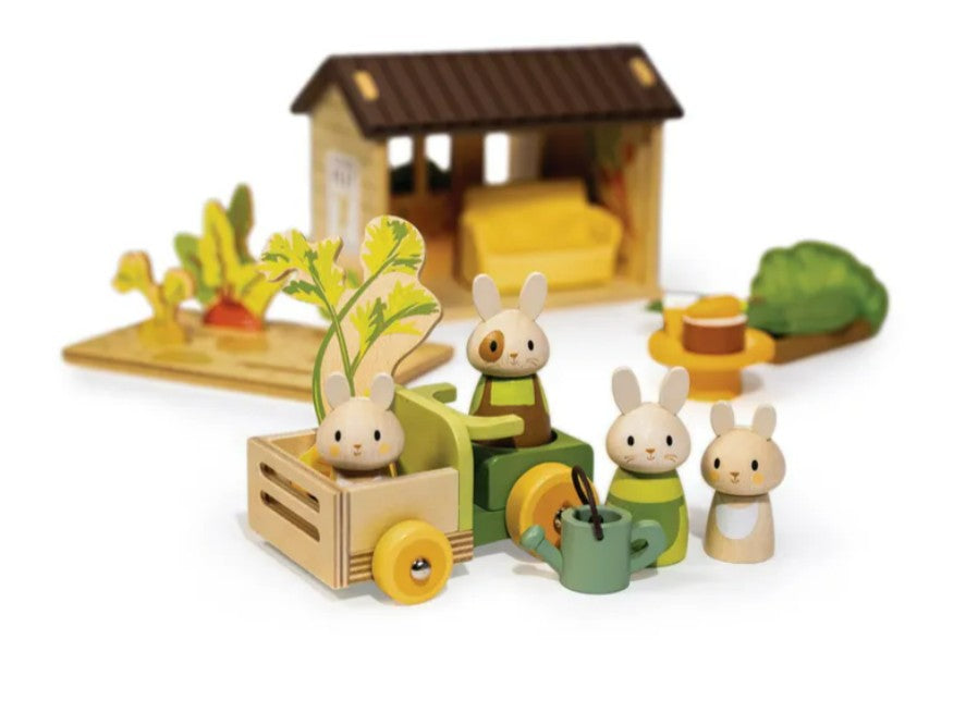 Tenderleaf Bunny's Carrot Patch |  | Safari Ltd®