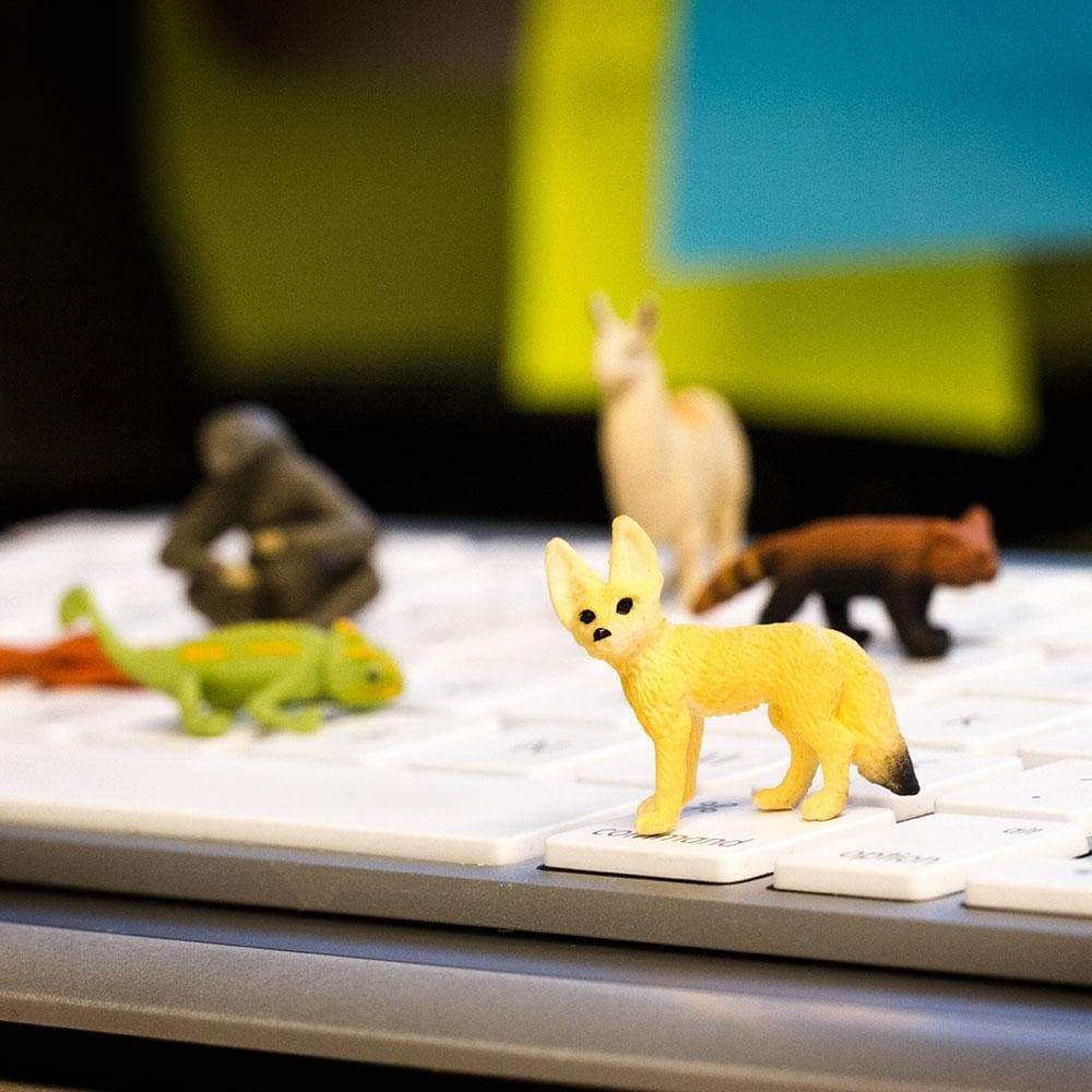 Llamas - 192 pcs - Good Luck Minis® | Good Luck Minis® | Safari Ltd®