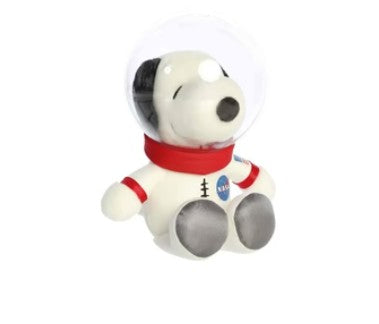 11" White Space Suit Snoopy |  | Safari Ltd®