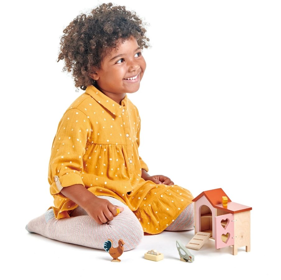 Tender Leaf Toys Chicken Coop
