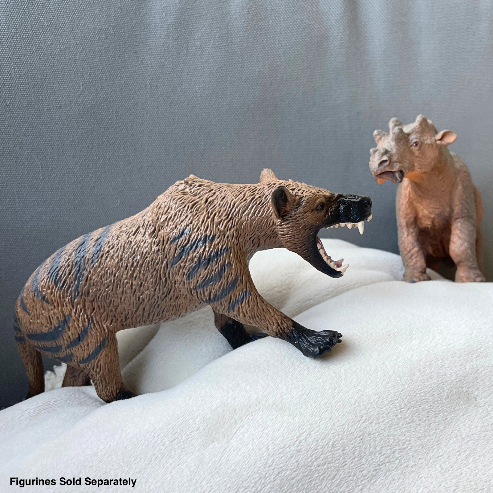Hyaenodon Toy Figurine | Safari Ltd® Prehistoric Animal | Safari Ltd® Hyaenodon Toy Figurine | Safari Ltd® Prehistoric Animal | Safari Ltd®
