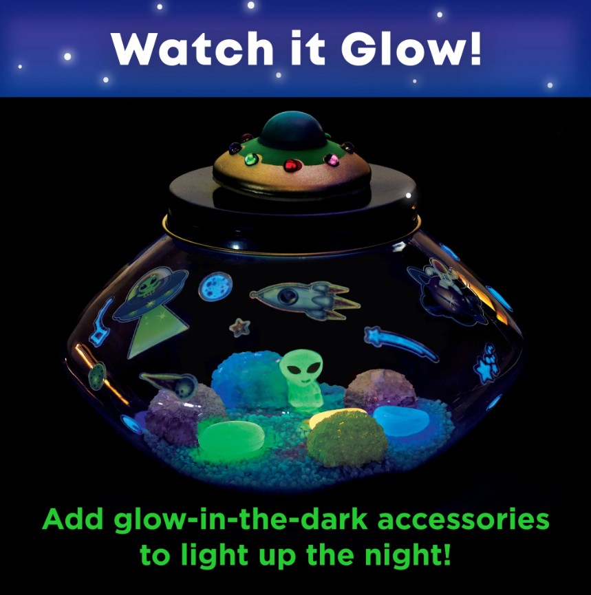 Crystal Space Terrarium | Arts & Entertainment | Safari Ltd®