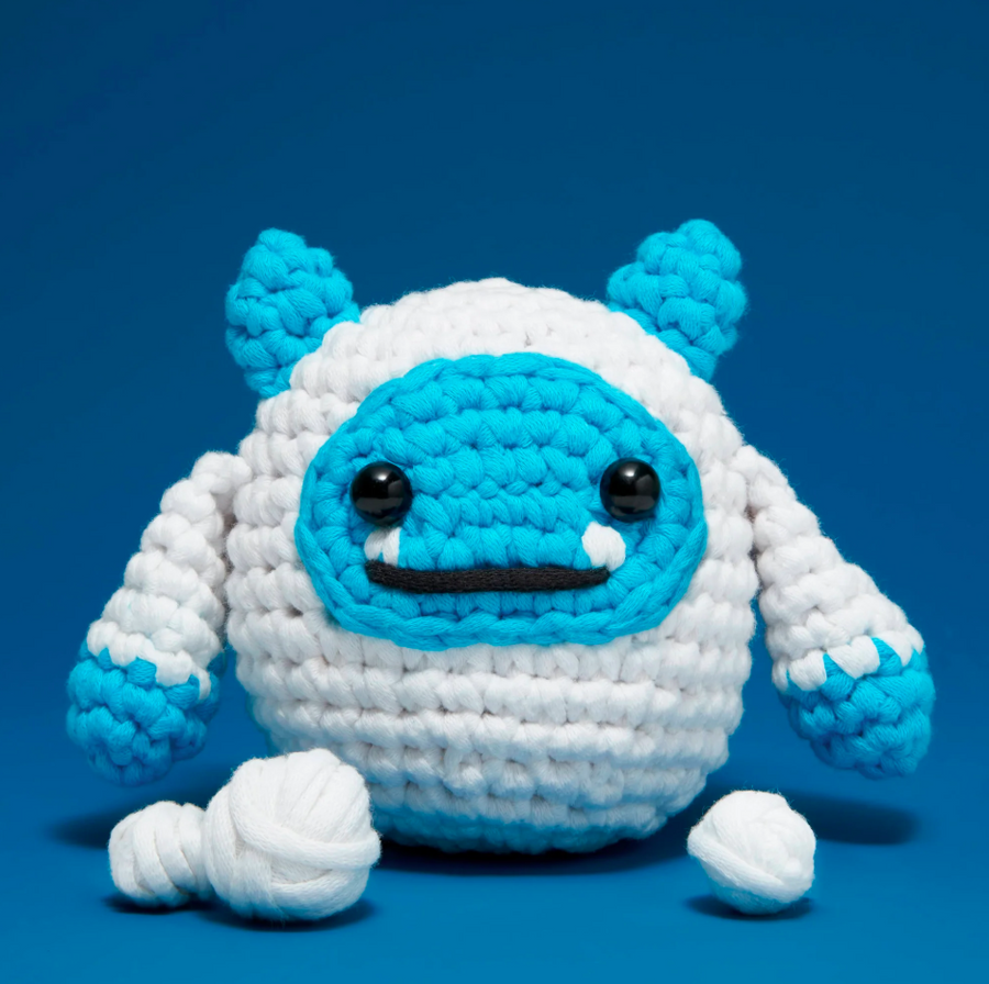 Howard the Yeti - Woobles Beginner Crochet Amigurumi Kit