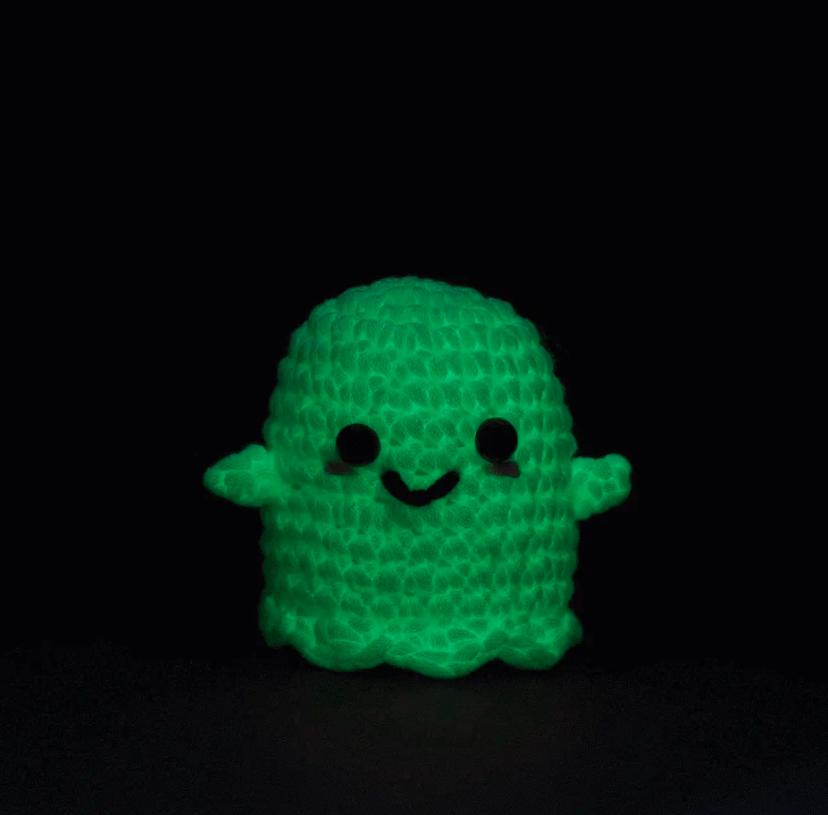 Snooky the Ghost - Woobles Beginner Crochet Amigurumi Kit