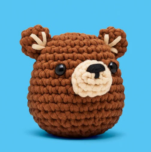 Walter the Bear Crochet Kit |  | Safari Ltd®