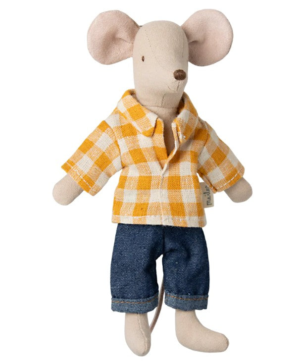 The Maileg Dad Mouse by Maileg stands upright in a yellow and white checkered shirt with blue jeans, featuring large round ears, a long tail, and stitched facial details—ideal for dollhouse storytelling.