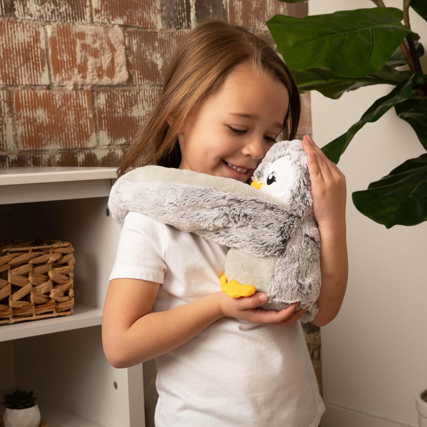 Hugimals Hugarounds Pax the Penguin Stuffed Animal Plush Toy |  | Safari Ltd®