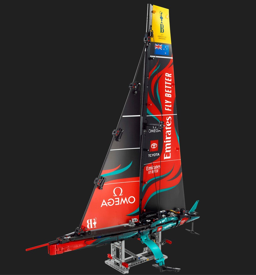 &TEAMアプグレ LEGO Emirates Team New Zealand AC75 Yacht | Safari Ltd®