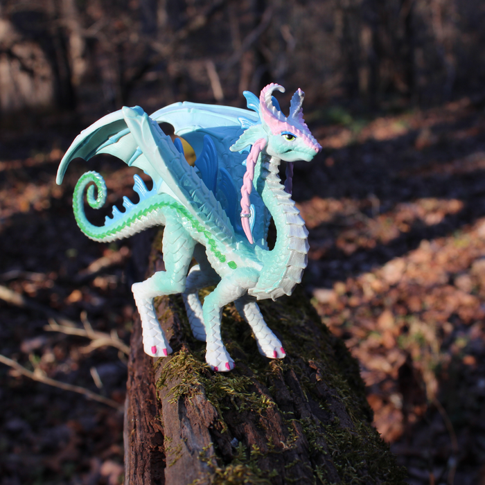 Princess Dragon Toy | Dragon Toys | Safari Ltd®