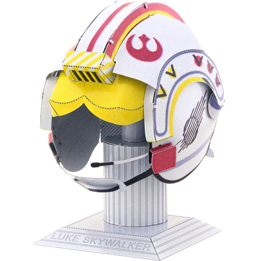 Luke Skywalker Helmet Star Wars-
retiring |  | Safari Ltd®