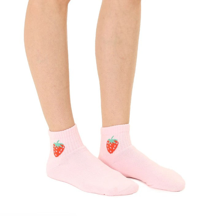 Strawberry Classic Ankle Socks |  | Safari Ltd®