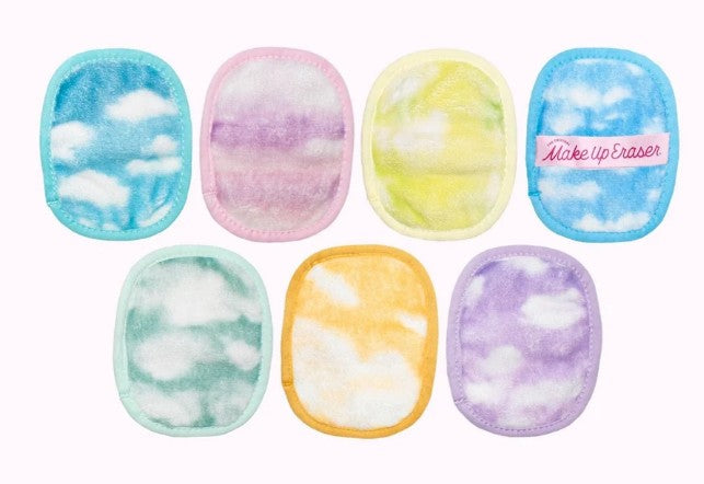 Cloud Nine 7-Day MakeUp Eraser Set & Cosmetic Bag