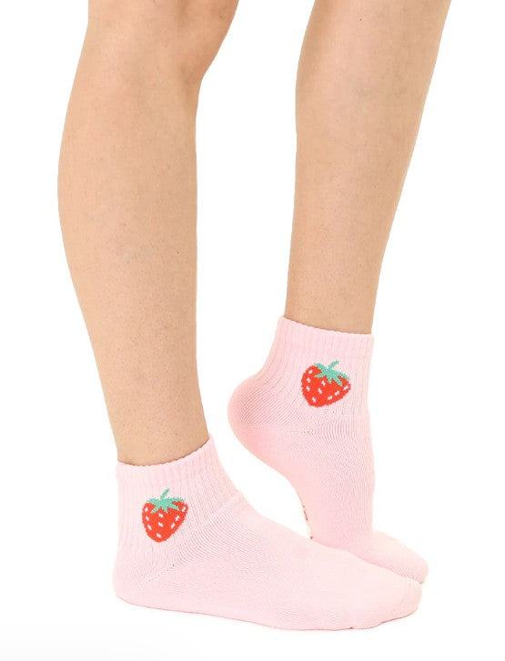 Strawberry Classic Ankle Socks |  | Safari Ltd®