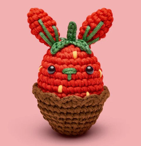 Jojo The Bunny: Sweetie Edition Crochet Kit | Safari Ltd®