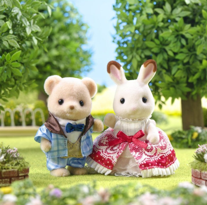 Calico Critters 40th Anniversary Friends - Freya & Theo |  | Safari Ltd®