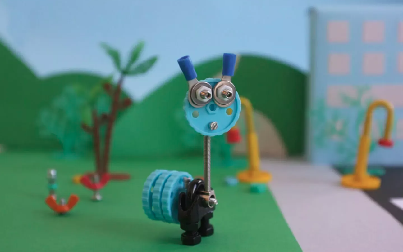 The Off Bits GEARBIT Build-it-Yourself 3-in-1 Vehicle Kit - Blue