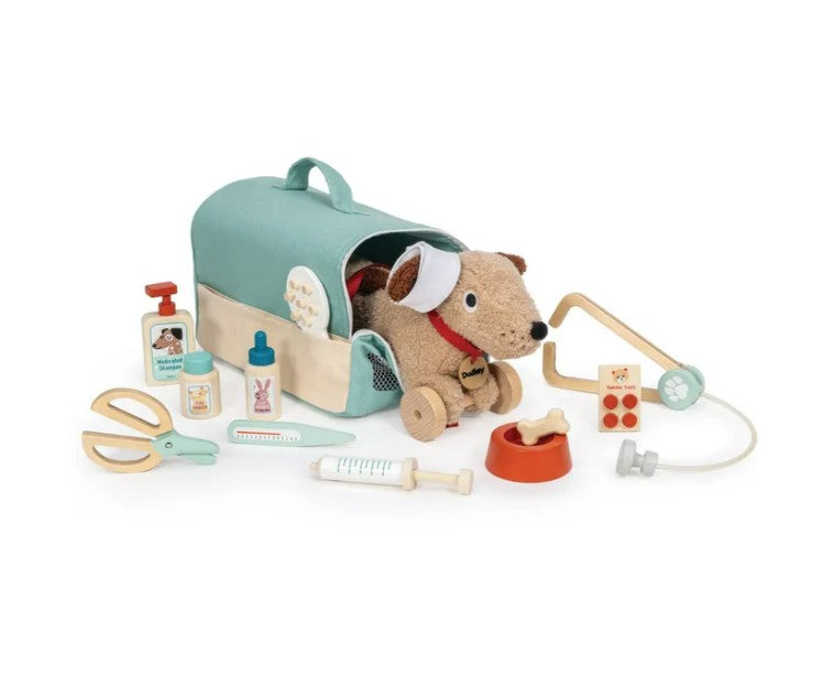 Tenderleaf Animal Rescue Vet Case |  | Safari Ltd®