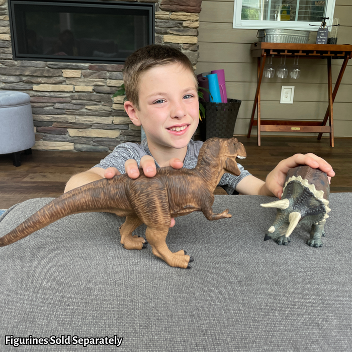 Triceratops Toy | Dinosaur Toys | Safari Ltd®