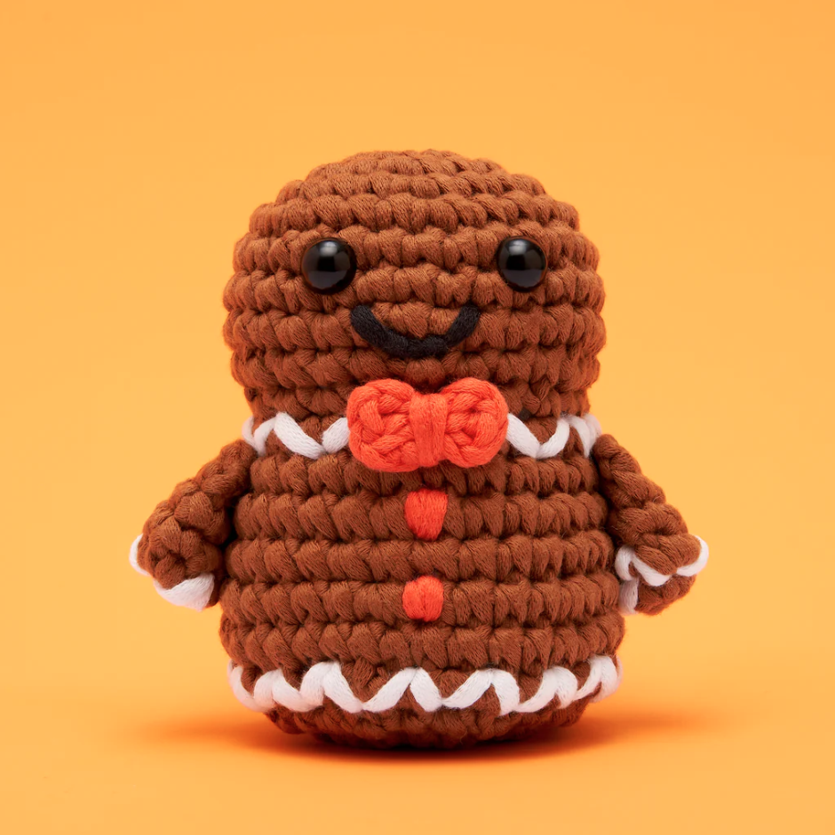 Ted the Gingerbread Man - Woobles Beginner Crochet Amigurumi Kit