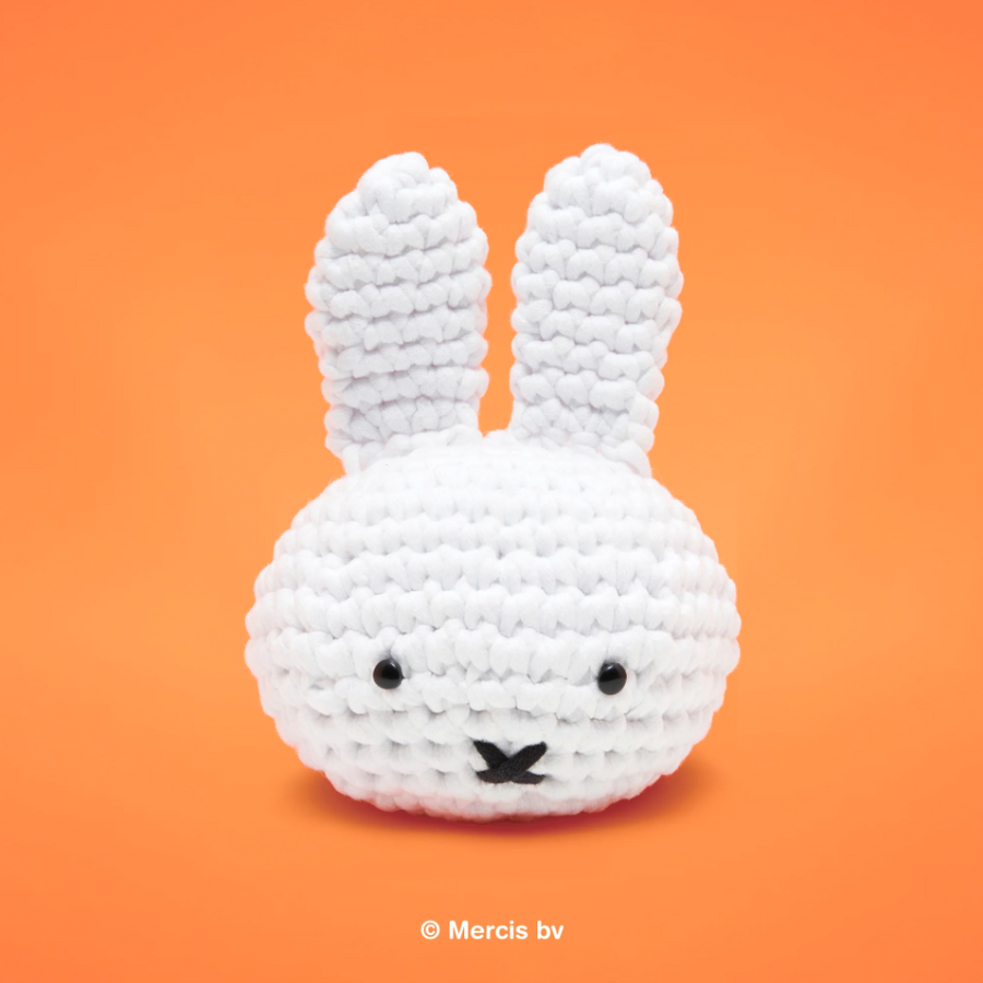 Miffy - Woobles Beginner Crochet Amigurumi Kit