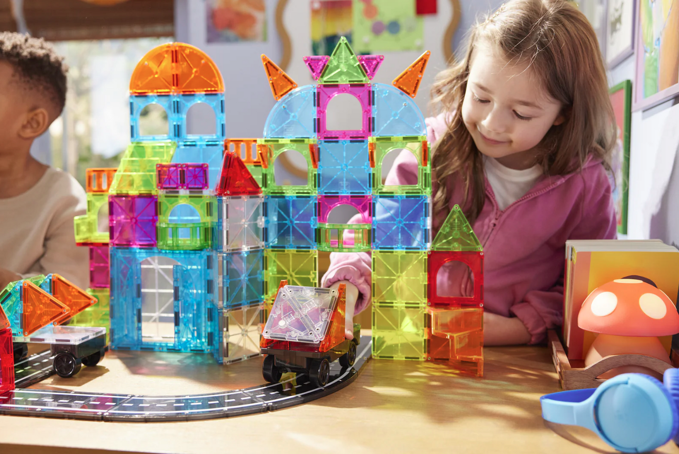 Magna-Tiles City Center 110 Pc Magnetic Building Set |  | Safari Ltd®